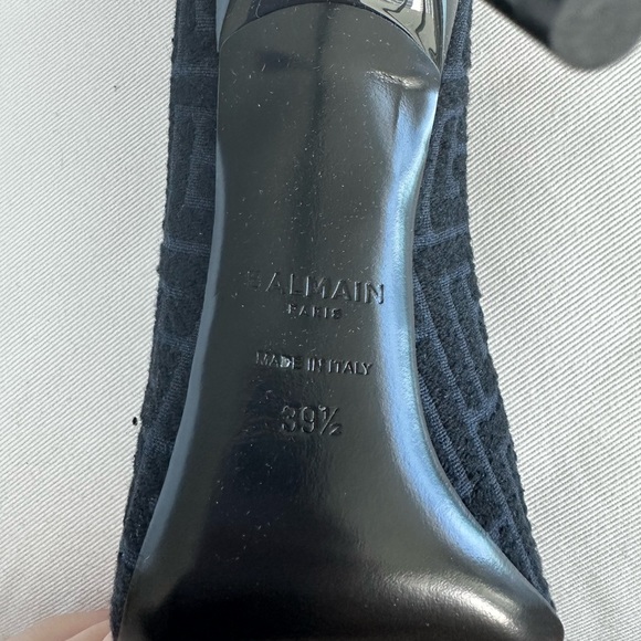 Balmain Monogram-Jacquard Pointed Pump Heels - Black & Navy Pattern (39.5 women) - Picture 3 of 7